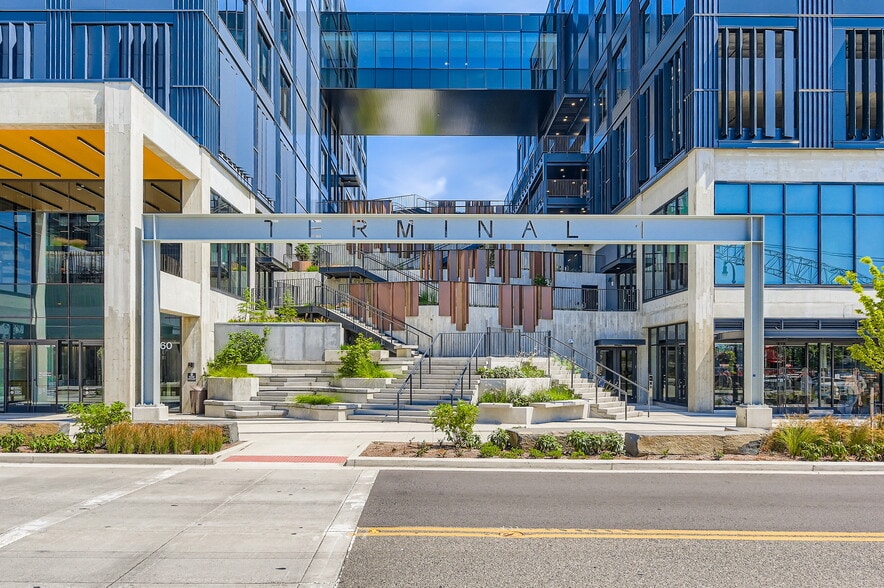 100 SW Columbia Way, Vancouver, WA for lease - Building Photo - Image 3 of 5