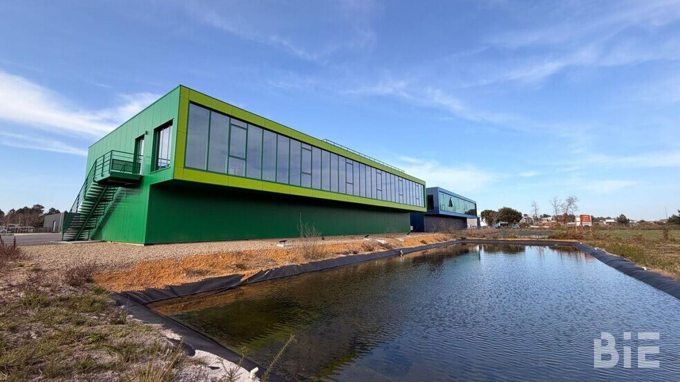 Flex in Mios for sale - Building Photo - Image 1 of 14