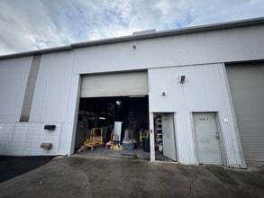 926 Kohou St, Honolulu, HI à louer Photo intérieure- Image 1 de 4