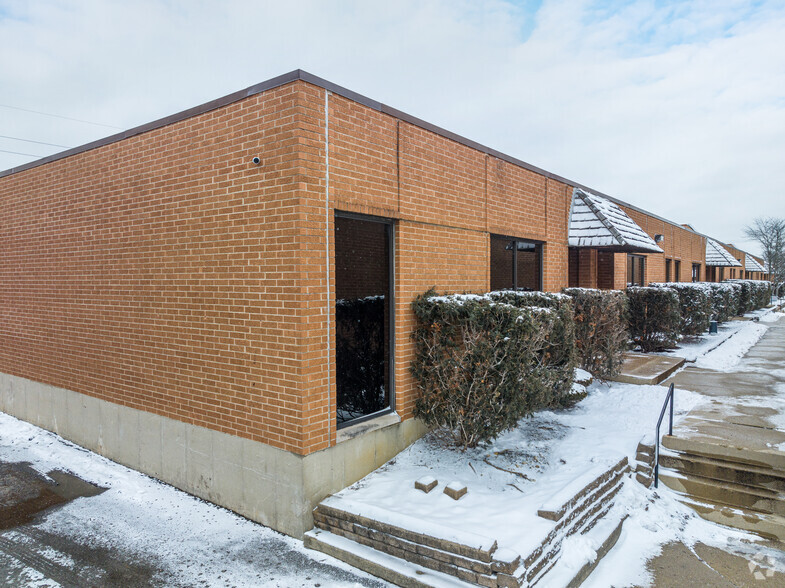 5000-5014 Chase Ave, Downers Grove, IL for lease - Building Photo - Image 3 of 6