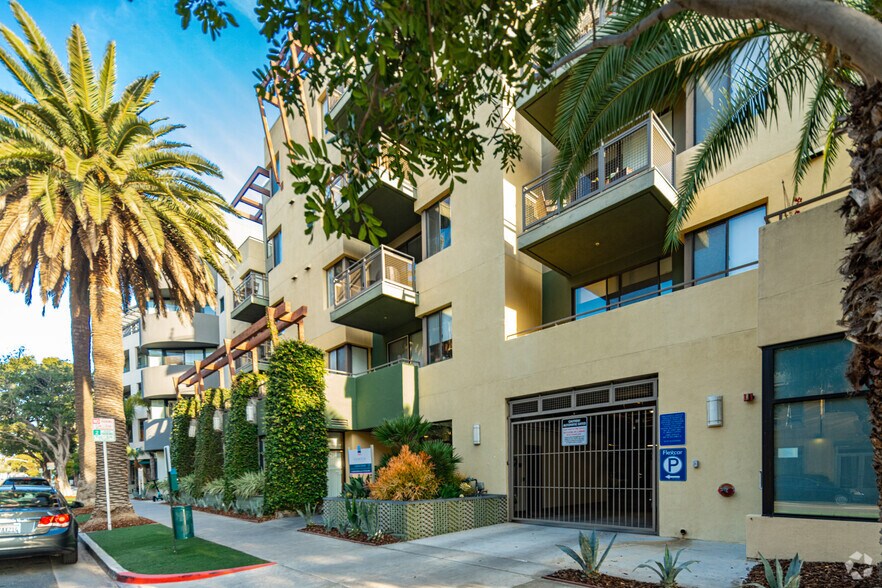 1535 6th St, Santa Monica, CA à louer - Photo du bâtiment - Image 1 de 15