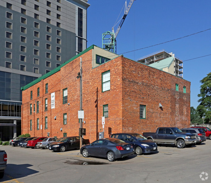 10 George St, Hamilton, ON for lease - Primary Photo - Image 1 of 3