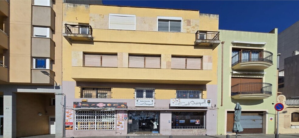 Immeuble residentiel dans El Vendrell, Tarragona à vendre - Photo du bâtiment - Image 3 de 8