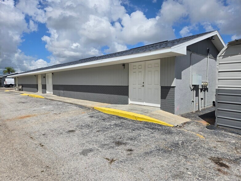 11151 66th St N, Largo, FL for sale - Building Photo - Image 2 of 19