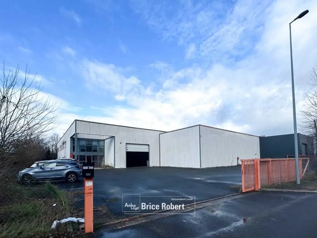 Flex in Civrieux-d'Azergues for sale Building Photo- Image 1 of 5