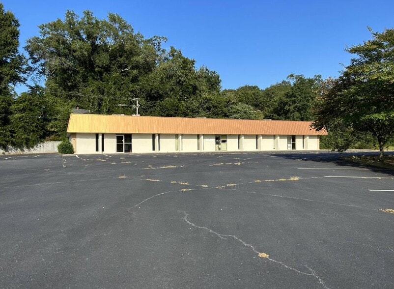 105 N Boyce St, Union, SC for lease - Building Photo - Image 2 of 2
