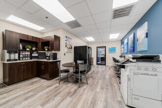 10570 S US Highway 1, Port Saint Lucie, FL for lease Interior Photo- Image 2 of 10