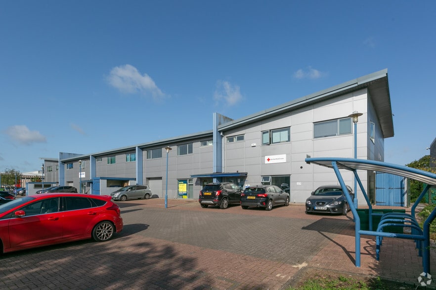 Greenbridge Rd, Swindon for lease - Building Photo - Image 3 of 5