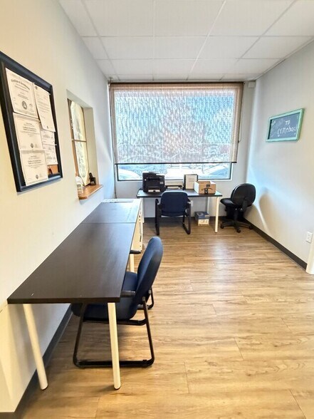 627 8th St, Clermont, FL à louer - Photo du bâtiment - Image 3 de 8