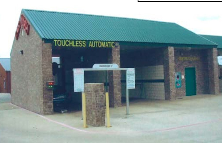 1801 E Spring Creek Pky, Plano, TX à vendre - Photo du bâtiment - Image 2 de 6