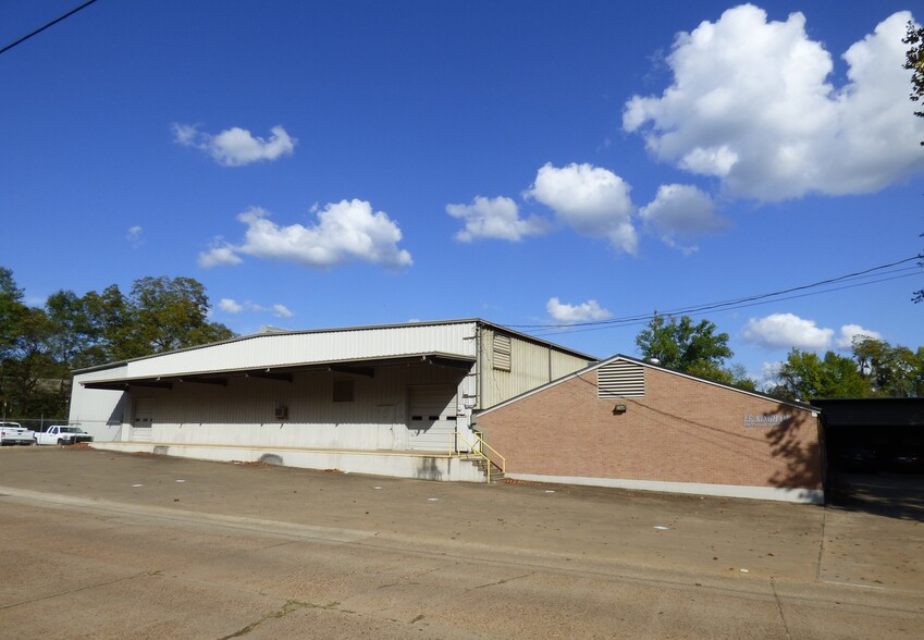 312 Old Tyler Rd, Nacogdoches, TX à vendre - Photo principale - Image 1 de 1