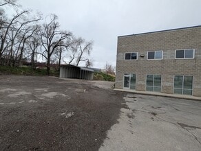 4694-4696 S 200 W, Salt Lake City, UT for lease Building Photo- Image 1 of 30