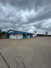 727 N Walnut St, Goddard, KS for lease Building Photo- Image 1 of 12