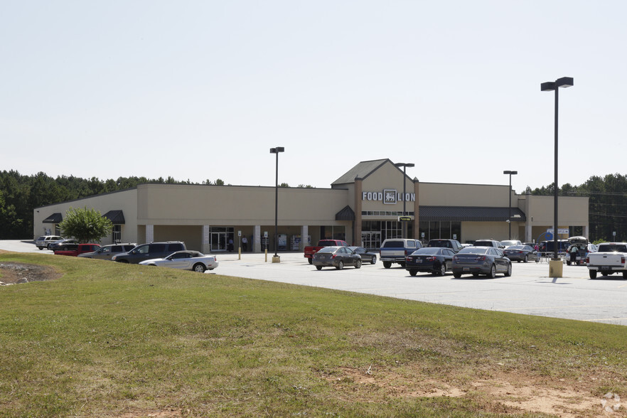 2551 S Main St, Greenwood, SC for lease - Primary Photo - Image 2 of 4