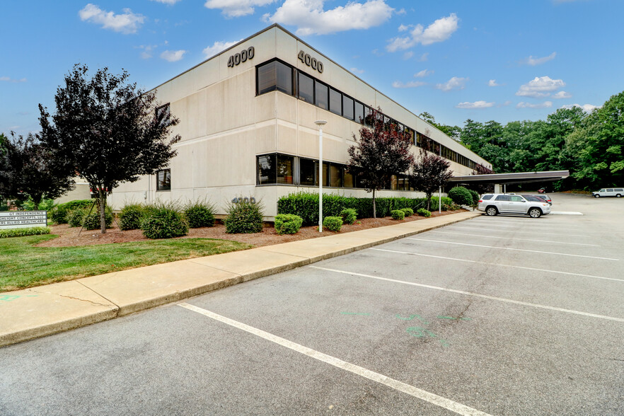 4000 Wake Forest Rd, Raleigh, NC for sale - Building Photo - Image 1 of 1