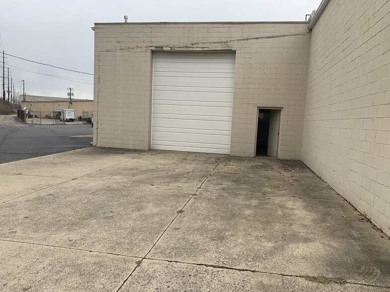 532-533 Codell Dr, Lexington, KY for lease - Building Photo - Image 3 of 10