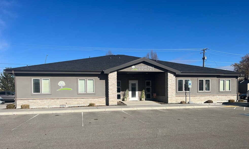 1664 S Woodsage Ave, Meridian, ID for lease - Building Photo - Image 1 of 10