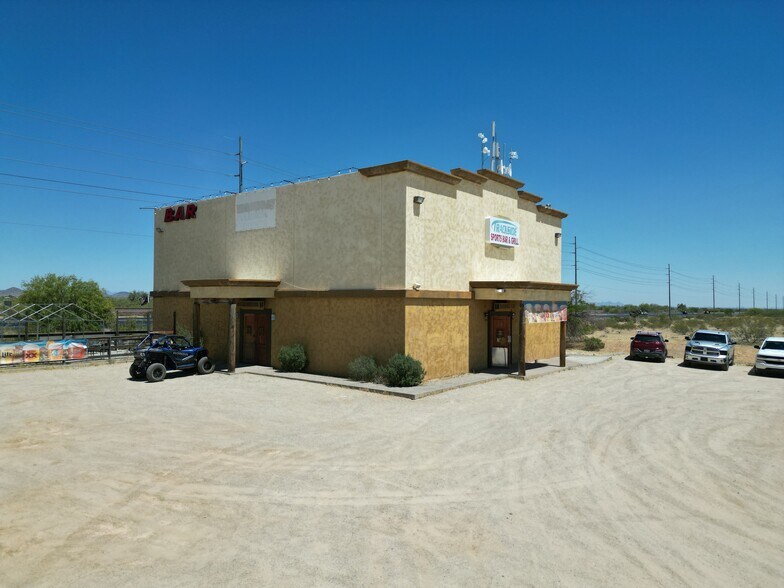 19194 N Grand Ave, Wittmann, AZ à vendre - Photo du b timent - Image 1 de 1