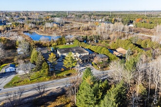 822 Cedarview Rd, Ottawa, ON - Aerial map view