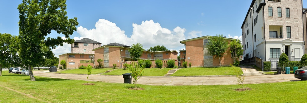 3834-3838 Glen Arbor Dr, Houston, TX for sale - Building Photo - Image 1 of 12