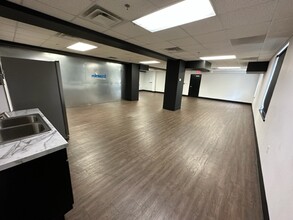 338 Broadway St, Cape Girardeau, MO for lease Interior Photo- Image 2 of 4