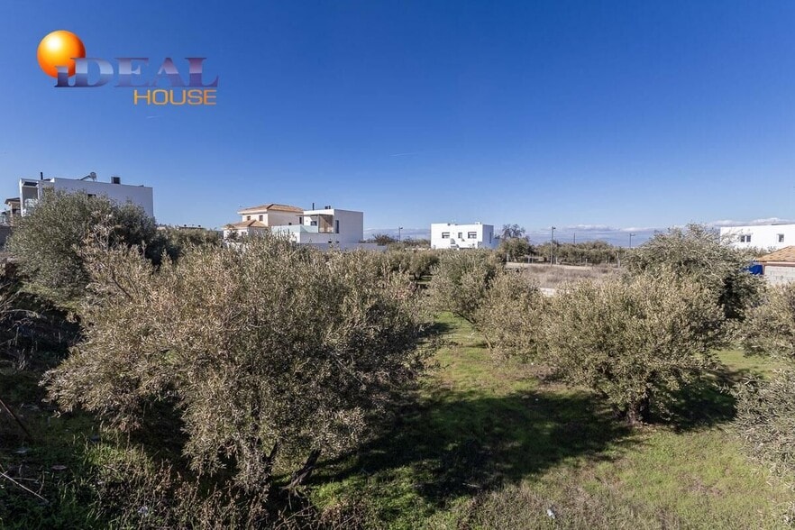 Land in La Zubia, Granada for sale - Aerial - Image 2 of 11