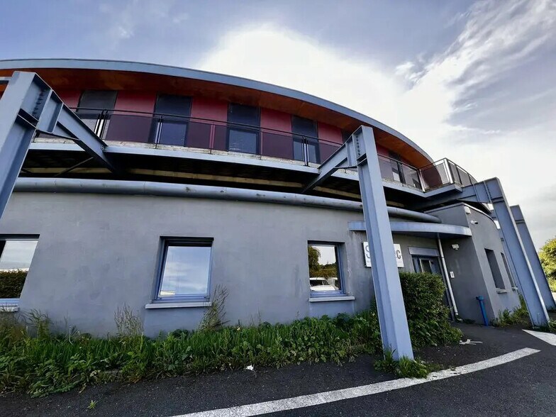 Flex in SAINT-VIGOR-D'YMONVILLE for lease - Building Photo - Image 3 of 3