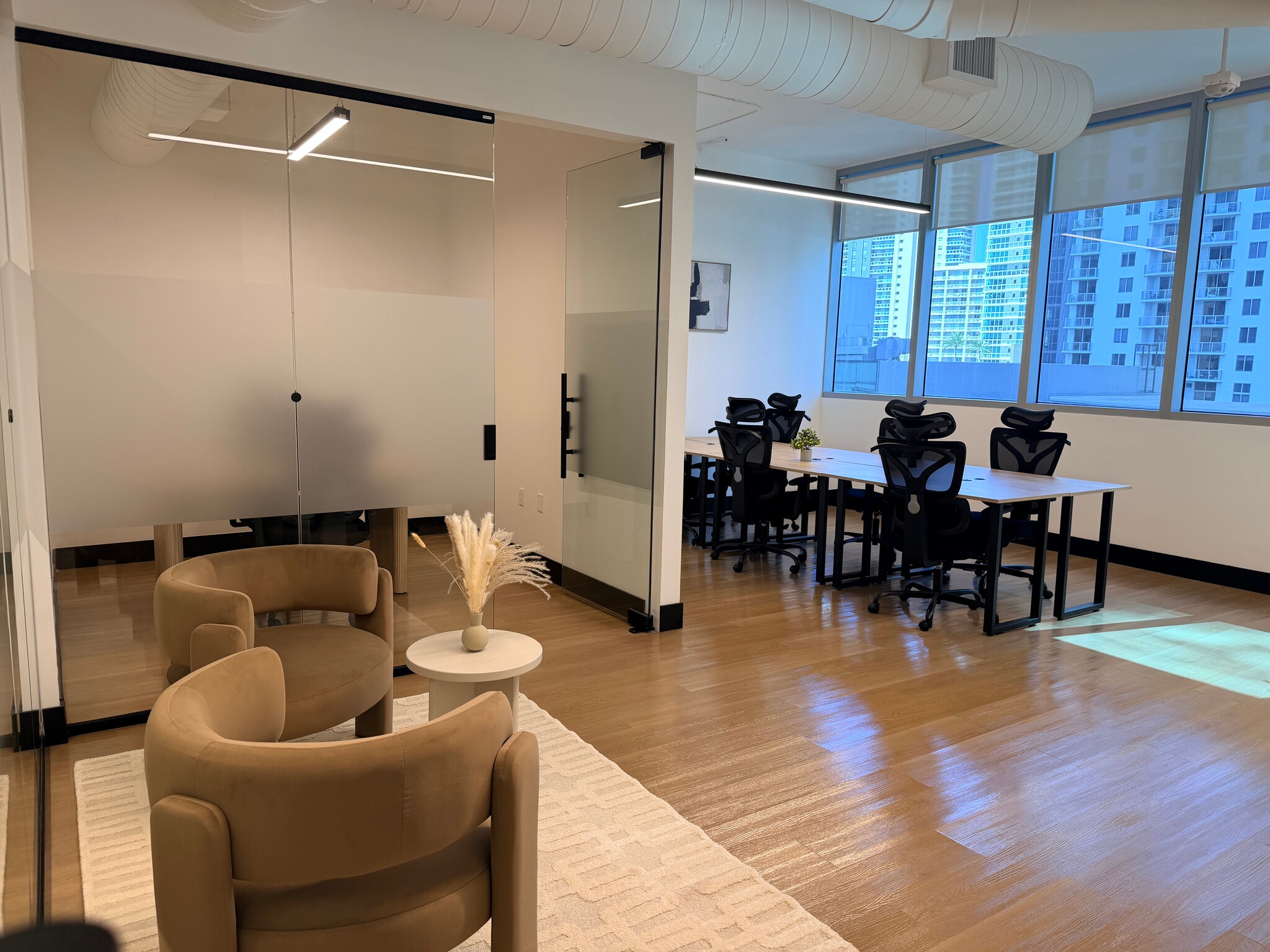1100 Brickell Bay Dr, Miami, FL à louer Photo intérieure- Image 1 de 6