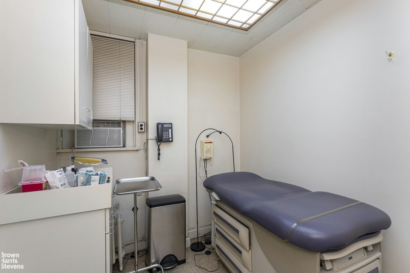 3 E 84th St, New York, NY for lease Interior Photo- Image 1 of 6