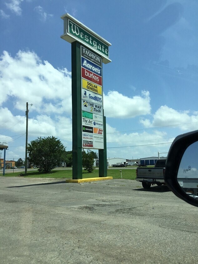 2040-2302 W Laurel Ave, Eunice, LA for lease Building Photo- Image 1 of 5