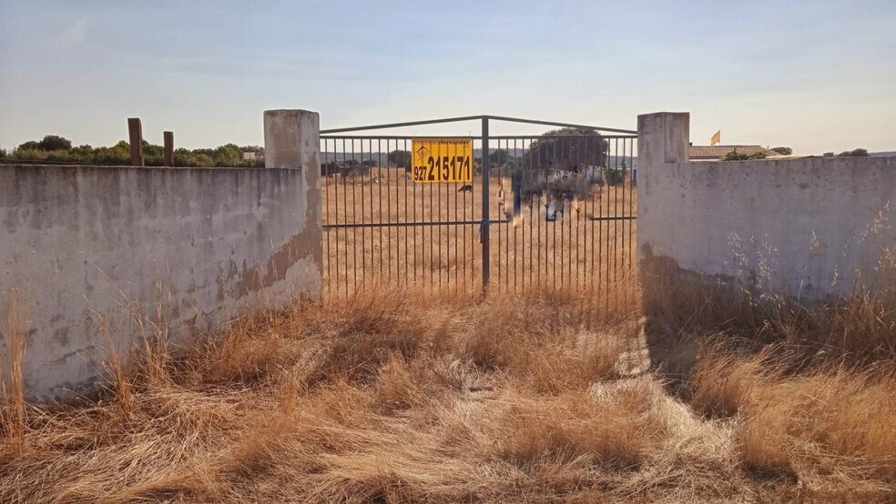 Land in Cáceres, Cáceres for sale - Primary Photo - Image 1 of 3