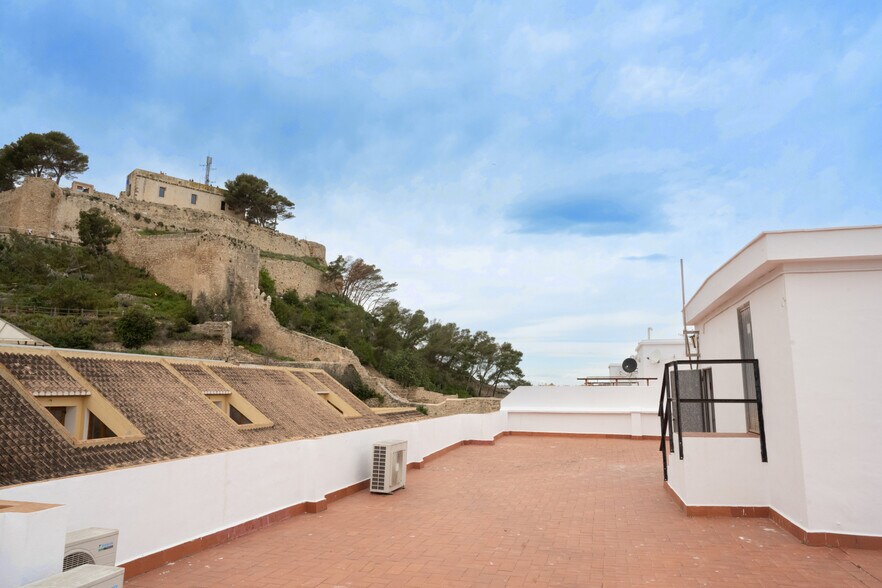 Terrain dans Dénia, Alicante à vendre - Photo du bâtiment - Image 1 de 64
