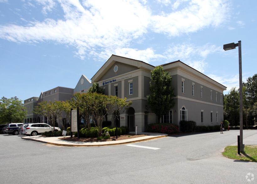 1536 Fording Island Rd, Hilton Head Island, SC for lease - Primary Photo - Image 1 of 49