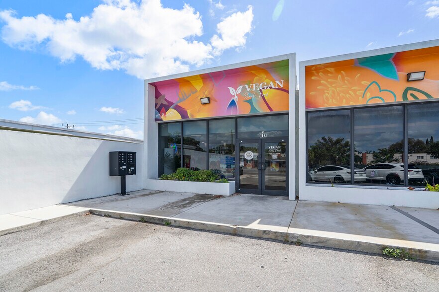 612 NW 9th Ave, Fort Lauderdale, FL à louer - Photo du bâtiment - Image 2 de 17