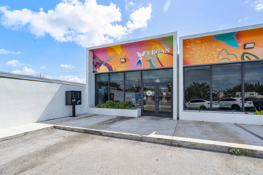 612 NW 9th Ave, Fort Lauderdale, FL à louer - Photo du bâtiment - Image 2 de 17