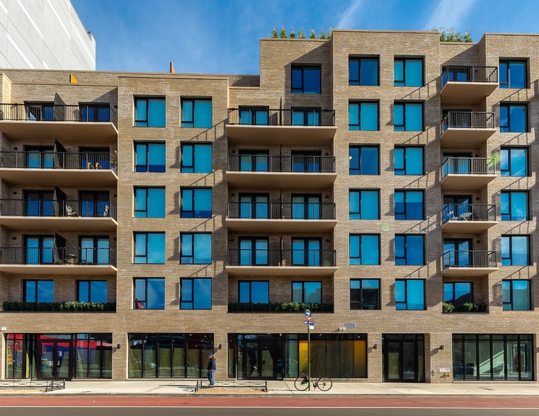 2263-2275 Nostrand Ave, Brooklyn, NY for lease - Building Photo - Image 2 of 12