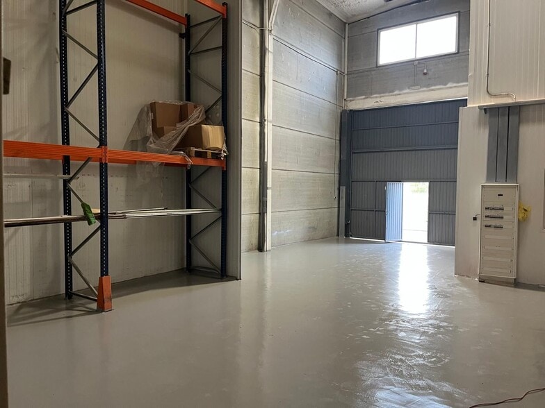 Industriel dans Ciempozuelos, Madrid à louer - Photo intérieure - Image 2 de 13