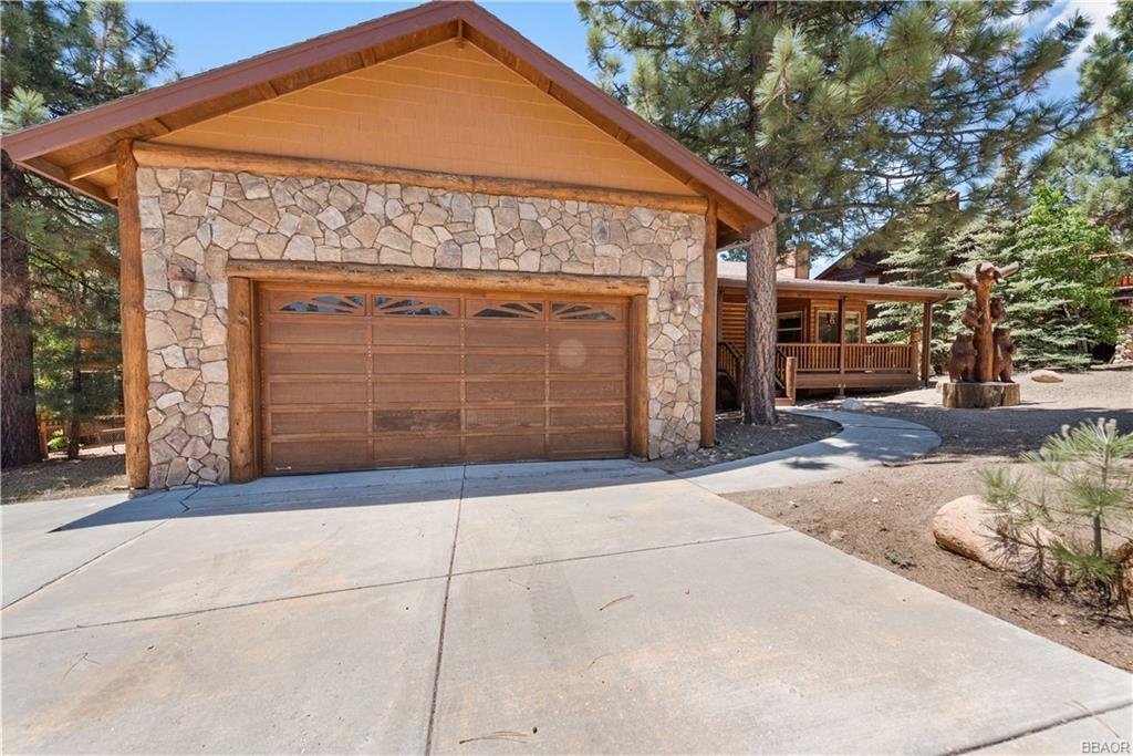 166 Teakwood Dr, Big Bear Lake, CA for sale Primary Photo- Image 1 of 1