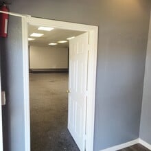 5537 N State Road 7, North Lauderdale, FL for lease Interior Photo- Image 2 of 5