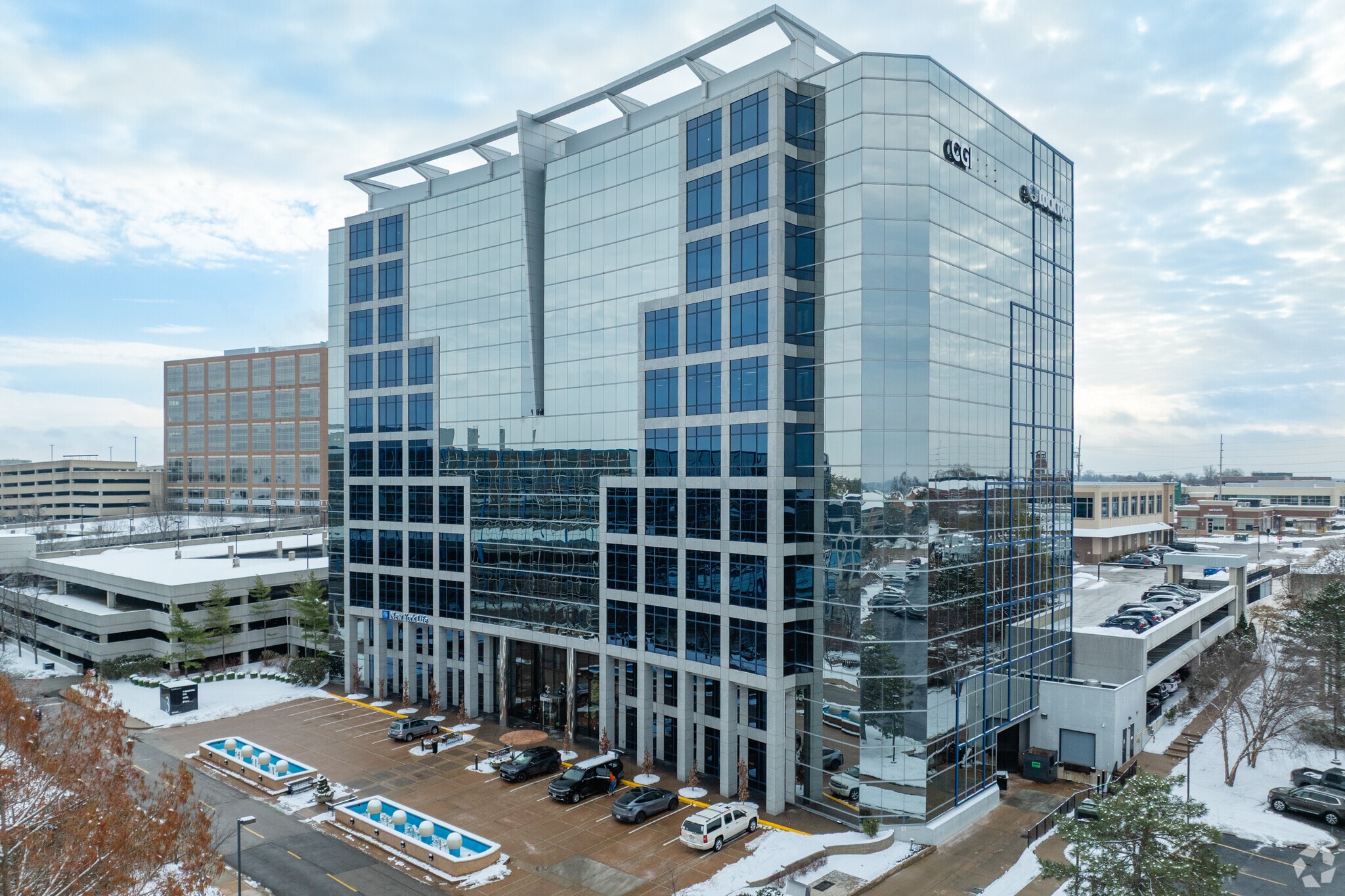 3 Cityplace Dr, Creve Coeur, MO for lease Primary Photo- Image 1 of 5