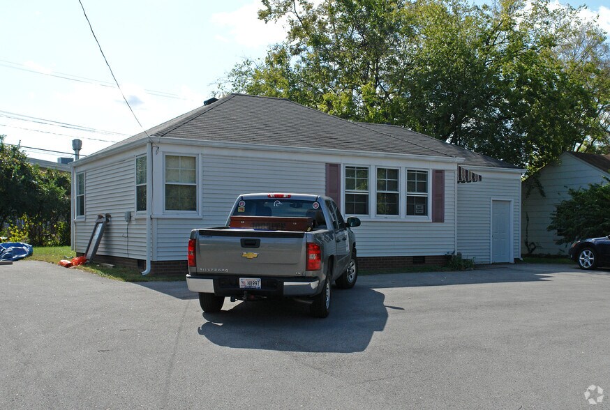 503 Heather Pl, Nashville, TN à louer - Photo du bâtiment - Image 3 de 13