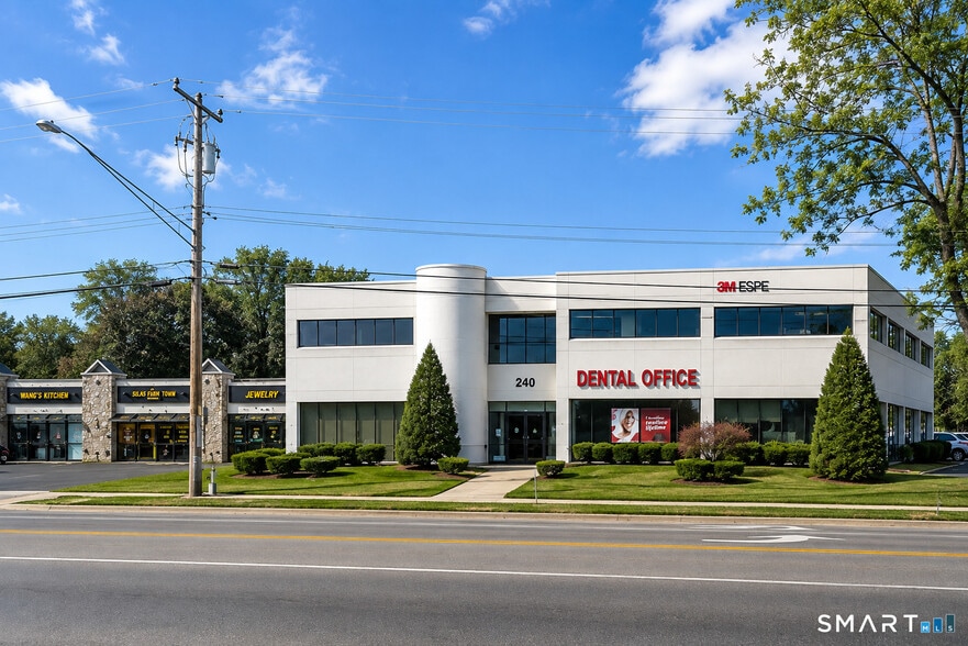 239 and 249-251 Silas Deane Highway portfolio of 2 properties for sale on LoopNet.ca - Building Photo - Image 2 of 31