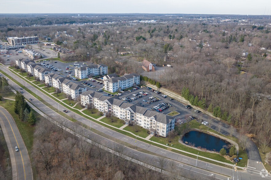 700 S Howard St, Kalamazoo, MI for sale - Building Photo - Image 1 of 1