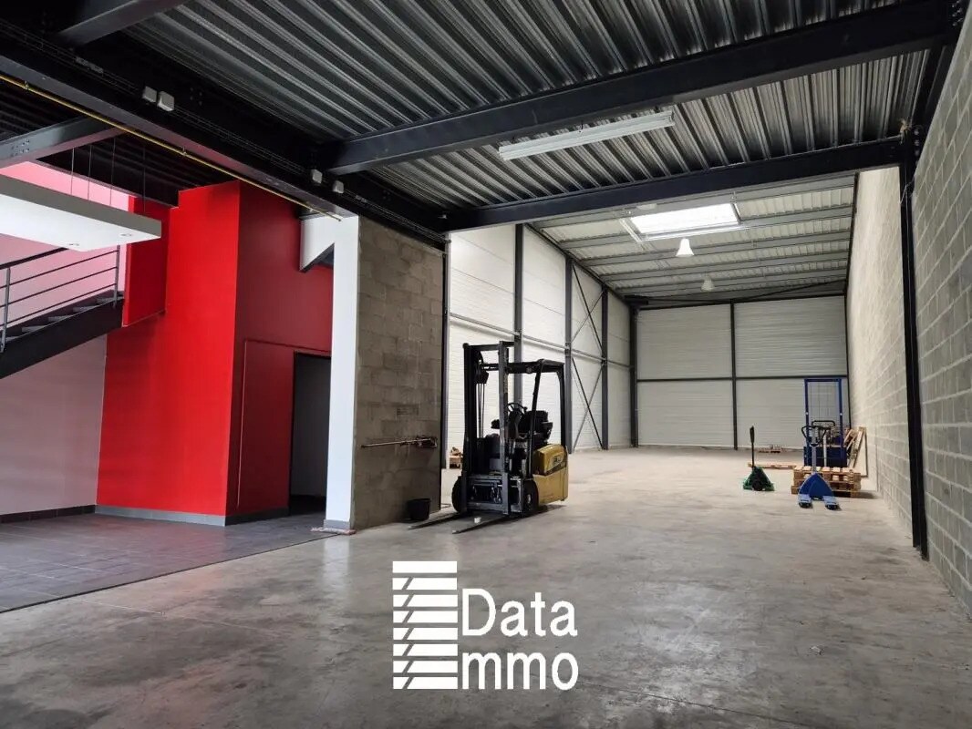 Industrial in Bussy-Saint-Georges for lease Building Photo- Image 1 of 8