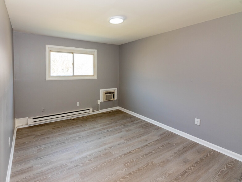 2601 Garrison Blvd, Baltimore, MD for sale - Building Photo - Image 2 of 56