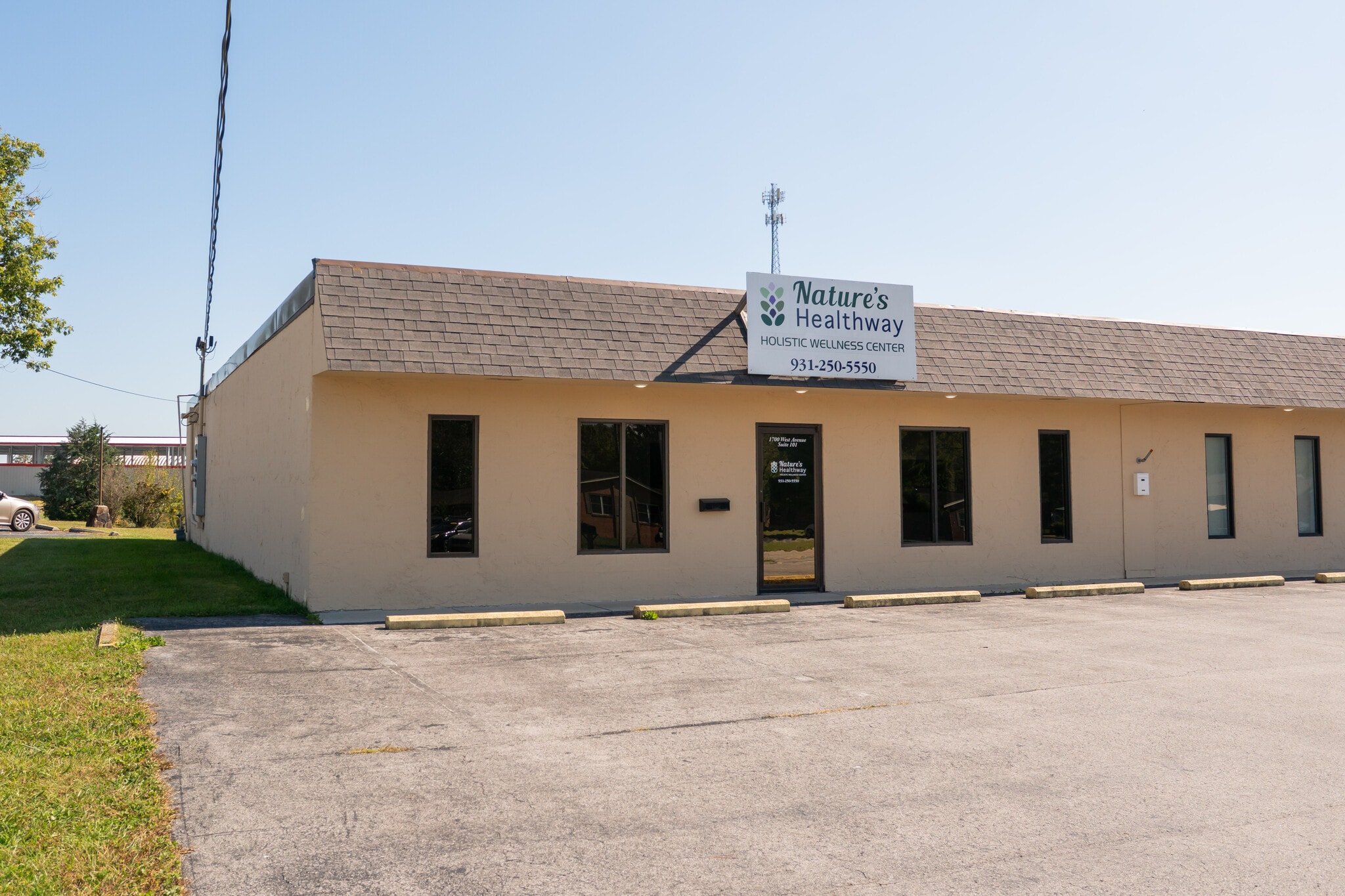 1700 West Ave, Crossville, TN for lease Building Photo- Image 1 of 42