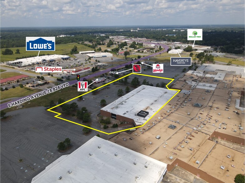 2901 Pines Mall Dr, Pine Bluff, AR for sale - Building Photo - Image 1 of 1