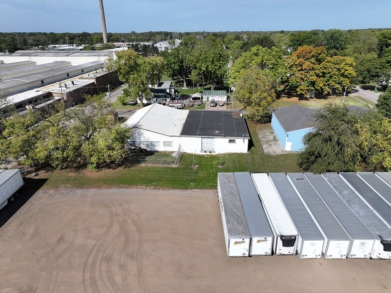 303 Union St, Three Rivers, MI for sale - Building Photo - Image 3 of 5