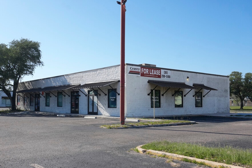 4153 IH-69 Access rd, Corpus Christi, TX for lease - Building Photo - Image 2 of 8