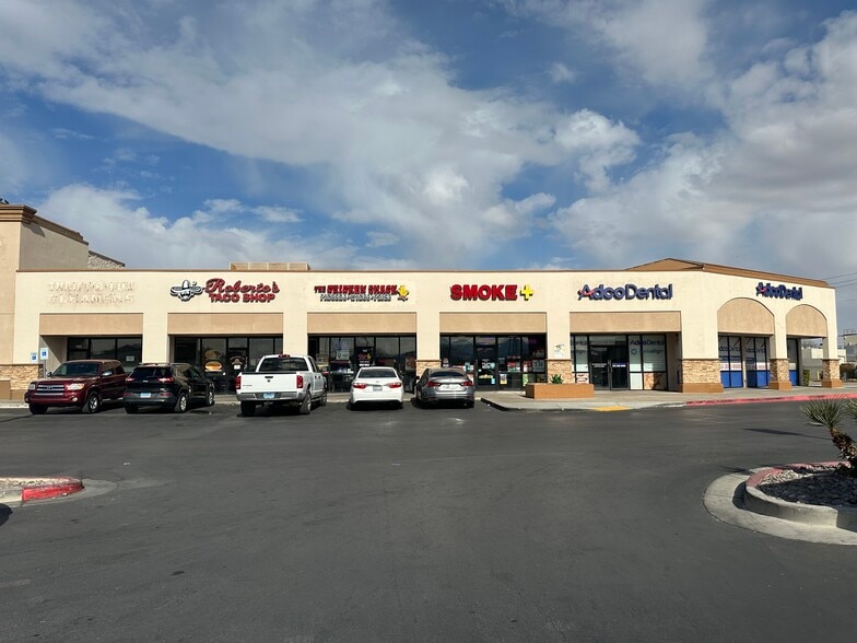 4600-4610 E Sunset Rd, Henderson, NV for lease - Building Photo - Image 3 of 11